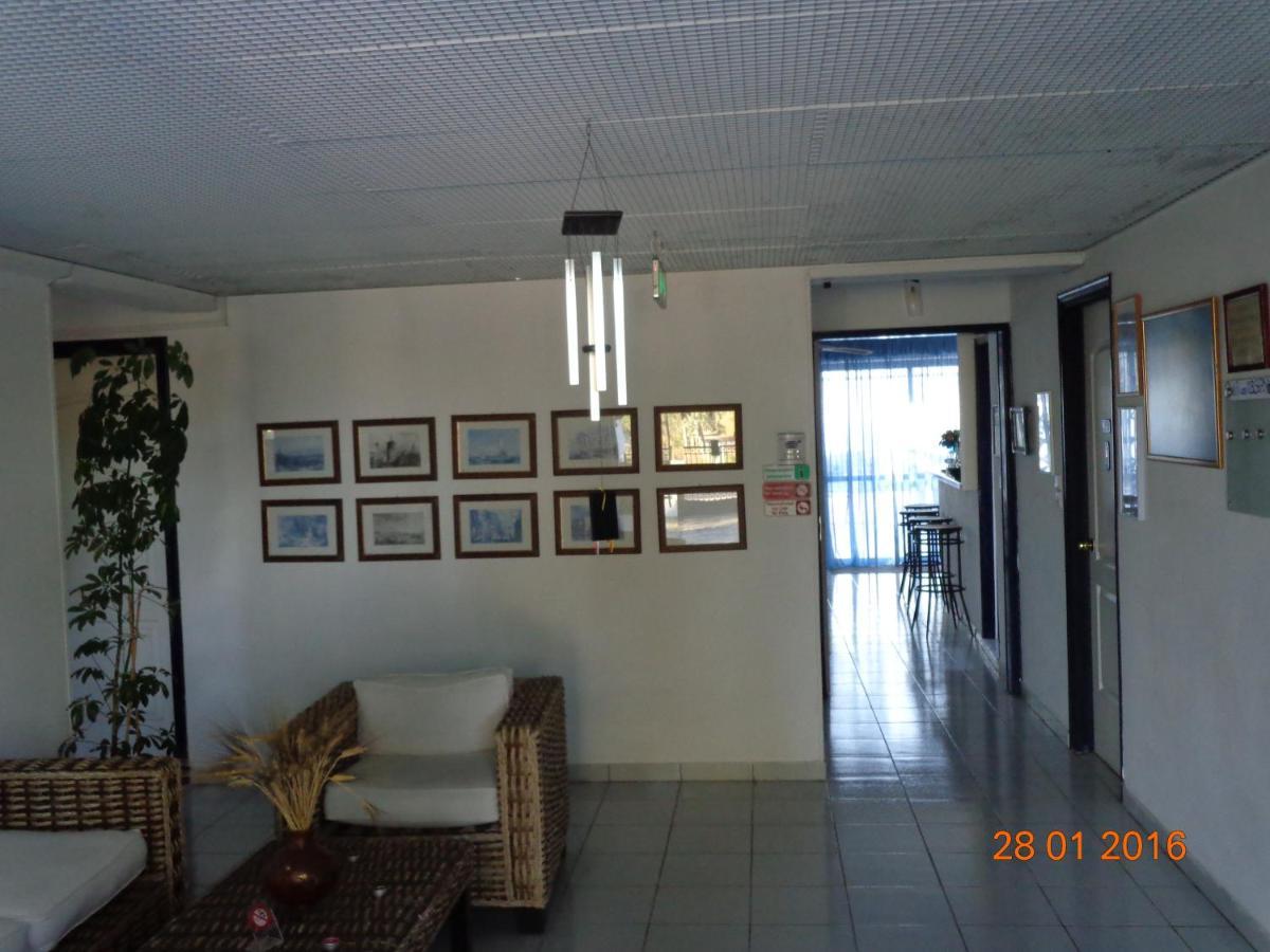 Porto Kairis Hotel โอเรโอย ภายนอก รูปภาพ