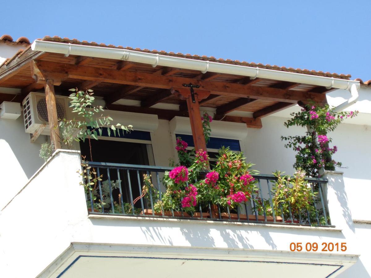 Porto Kairis Hotel โอเรโอย ภายนอก รูปภาพ